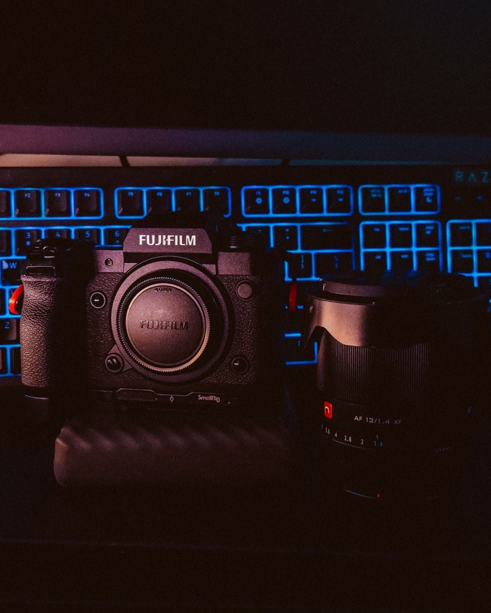 Fujifilm X-H2 Bundle for Sale - Image 1