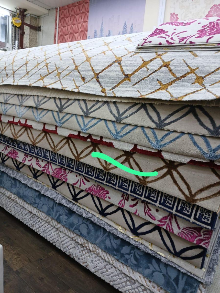 Good quality thick carpet - Image 5