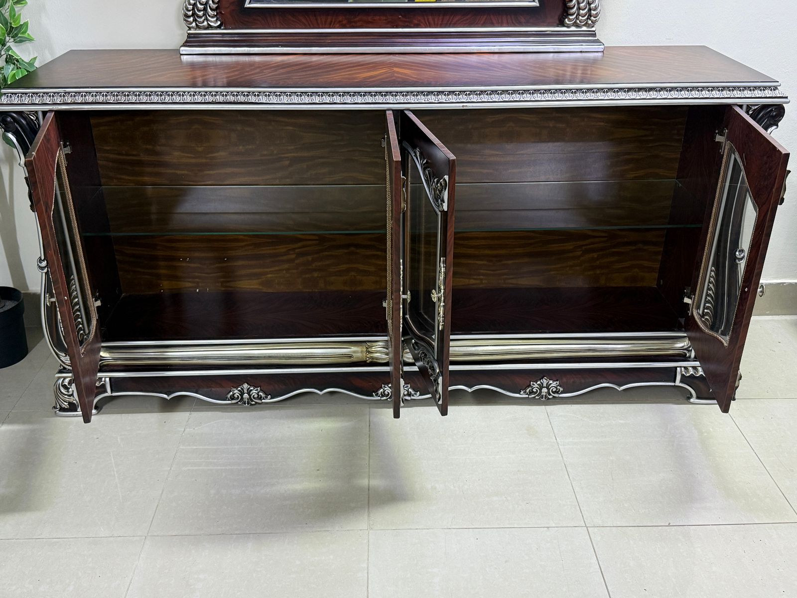 For Sale buffet / sideboard table  - Image 5