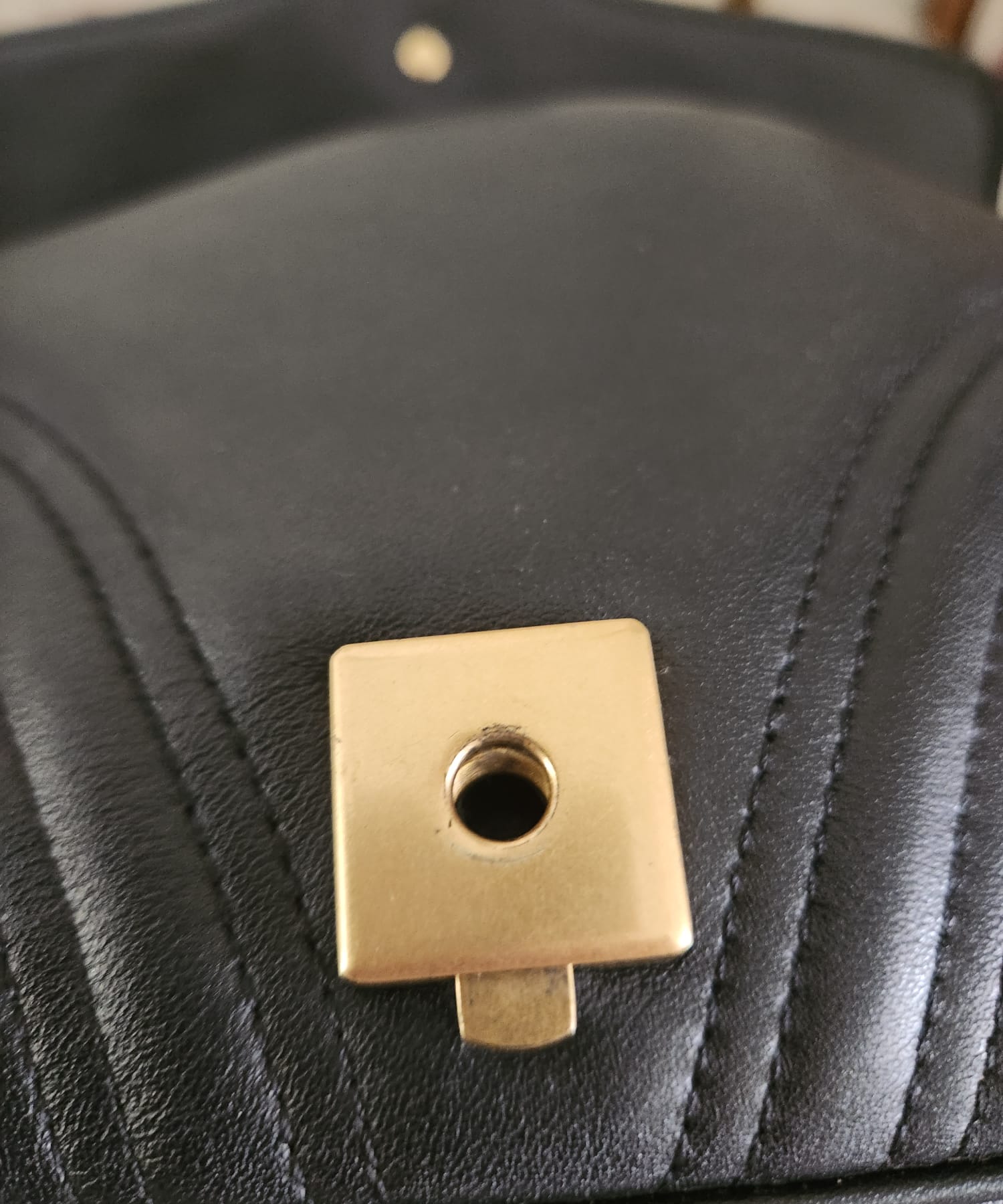 Gucci Bag (used) - Image 6