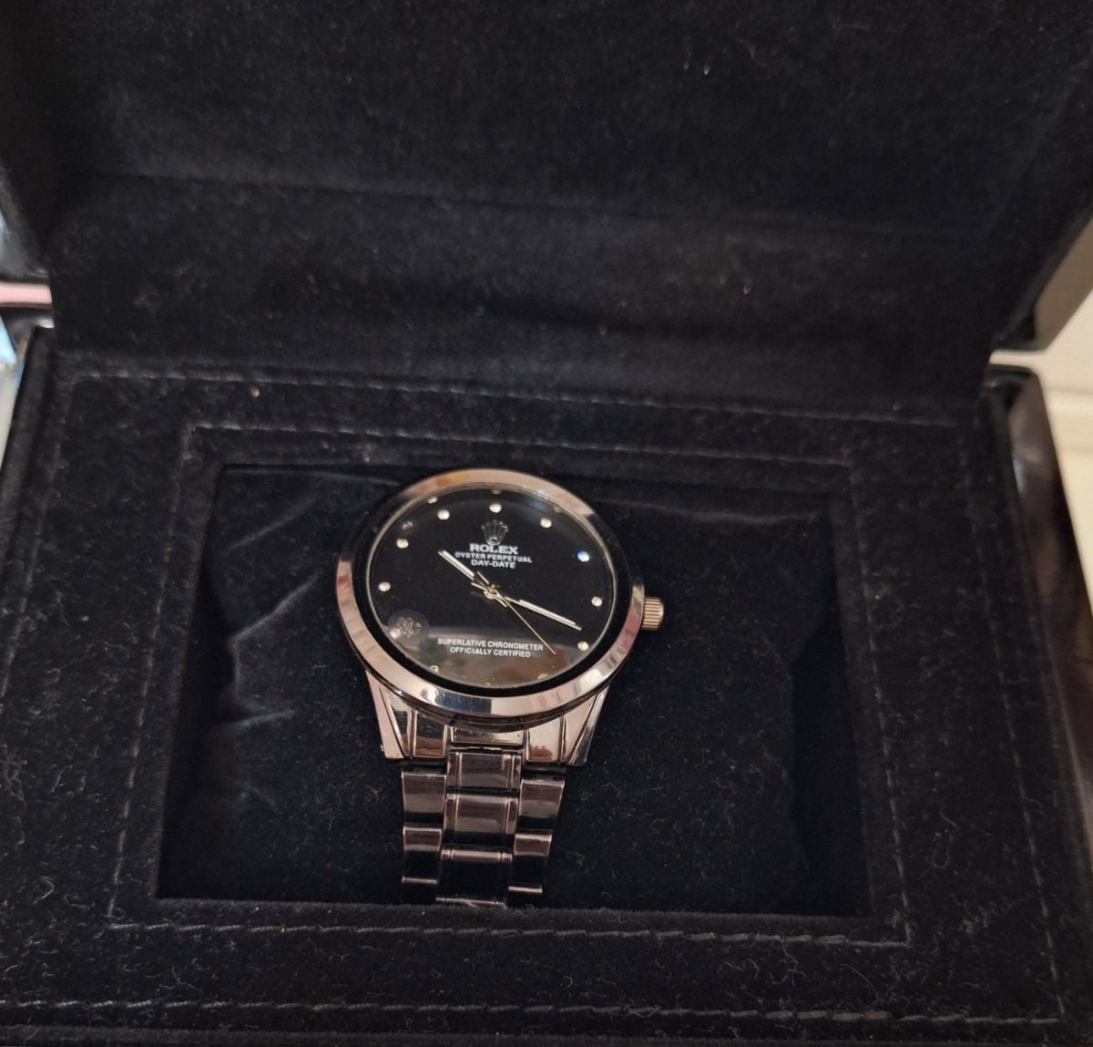 Unwanted gift watch + free delivery - Image 4
