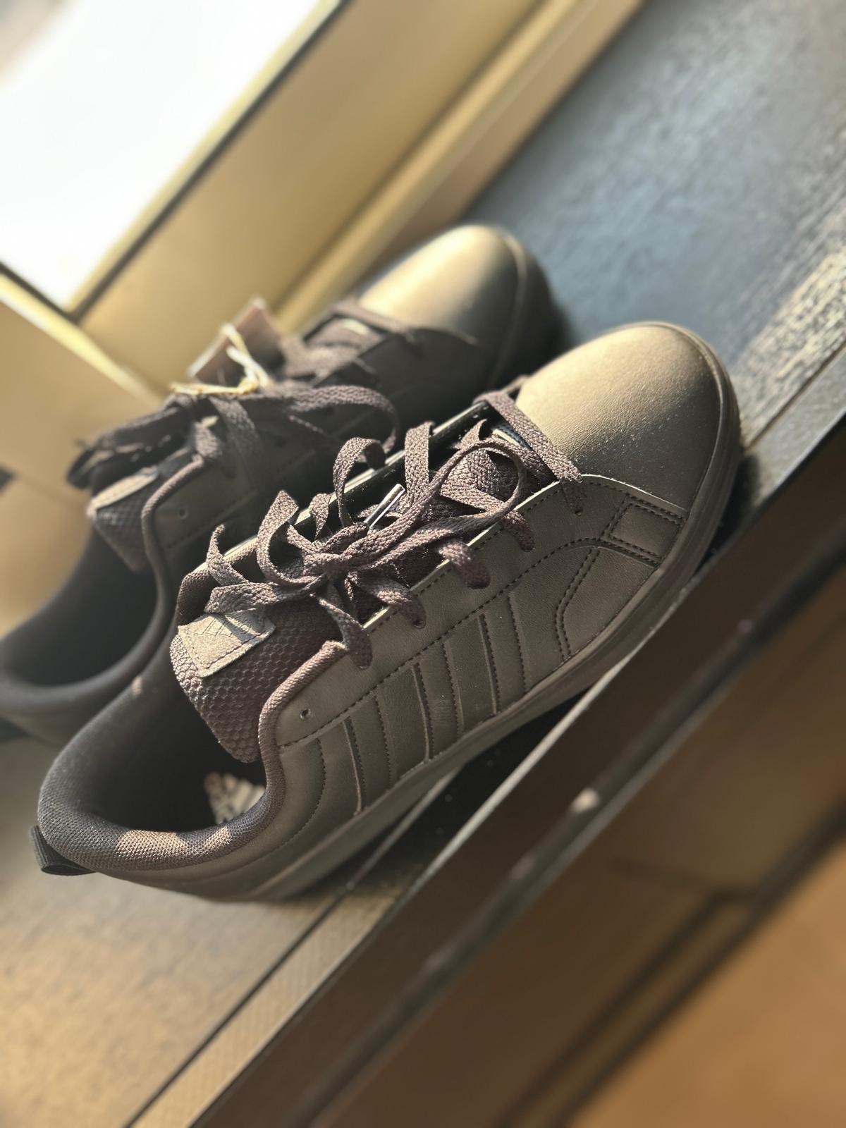 Adidas Shoes - Image 5