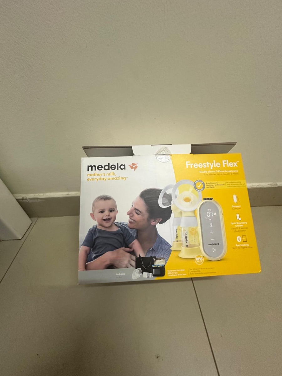 Medela Freestyle Flex Double Breast Pump - Image 3