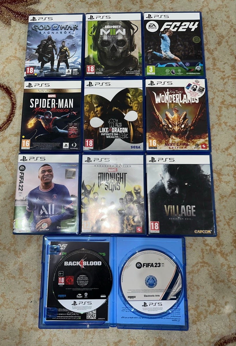 Ps5 Games and Controllers - Image 2