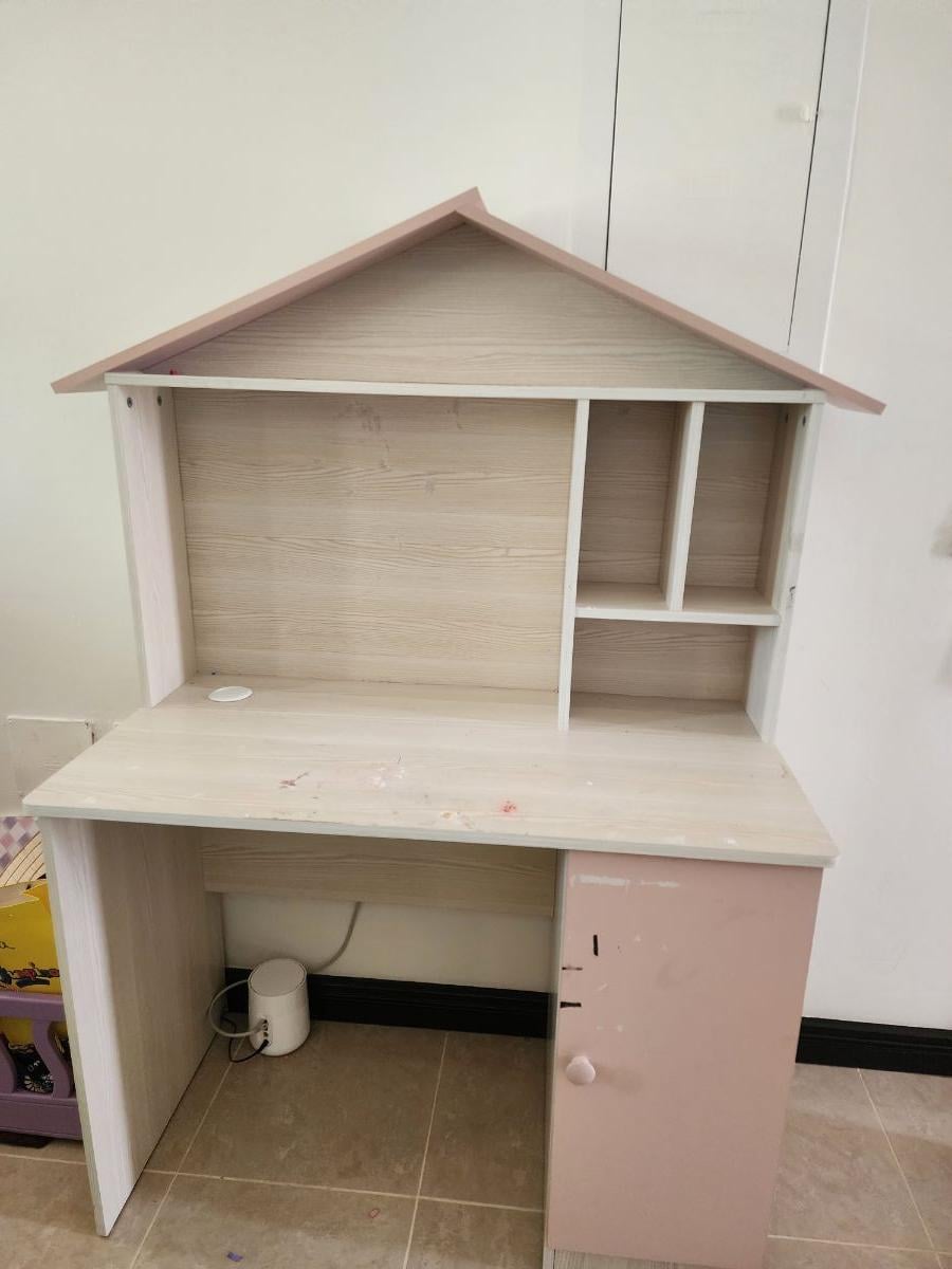 Kids Study Desk - Image 1