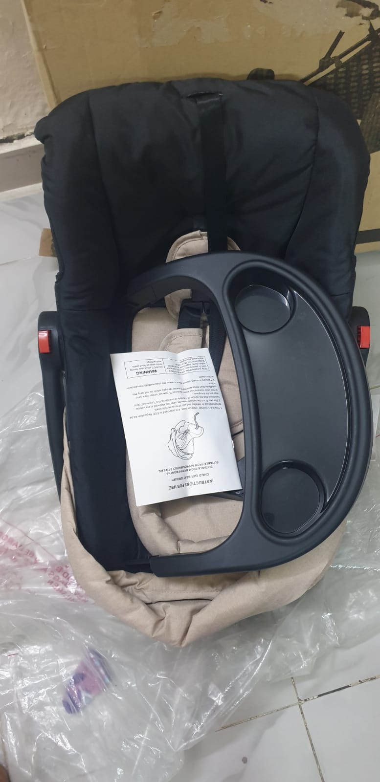 Baby Sit Car Chair - New - Image 1
