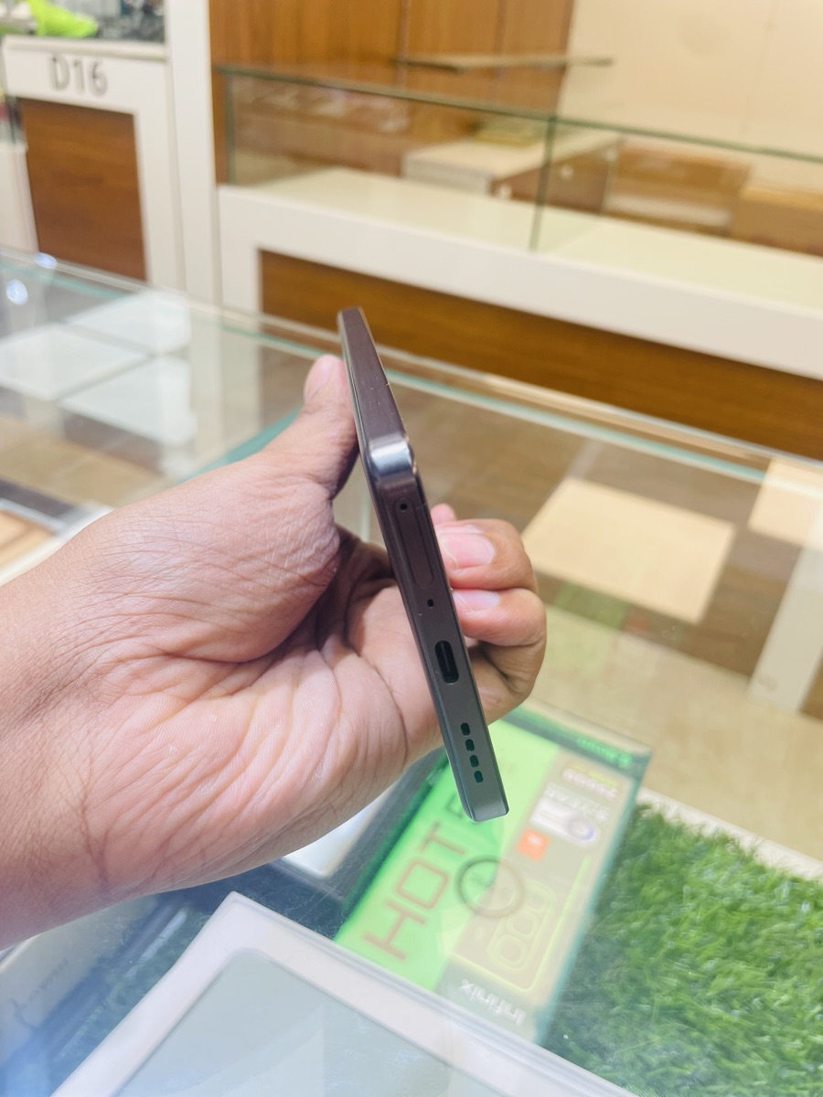 Realme GT7 - Image 3