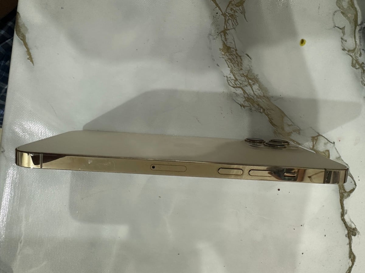 I phone 12 pro max - Image 1