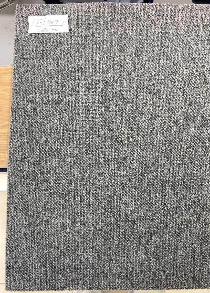 Office tiles carpet - Image 3