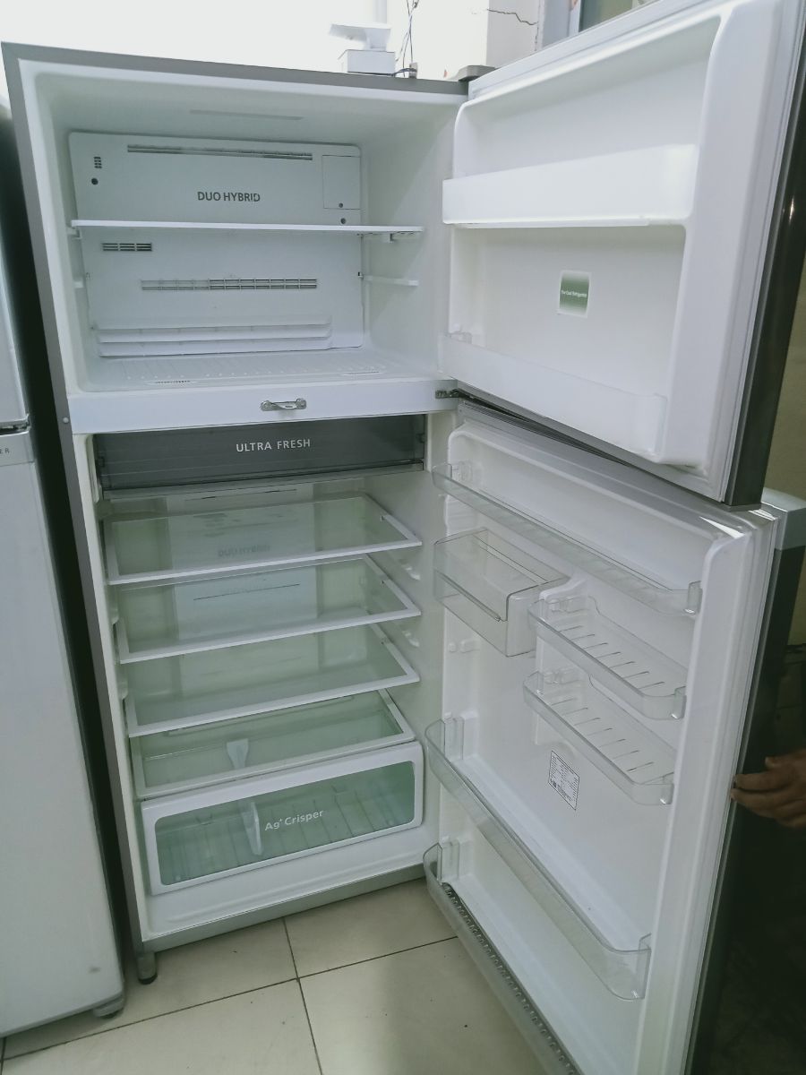 Toshiba refrigerator available for sale - Image 1