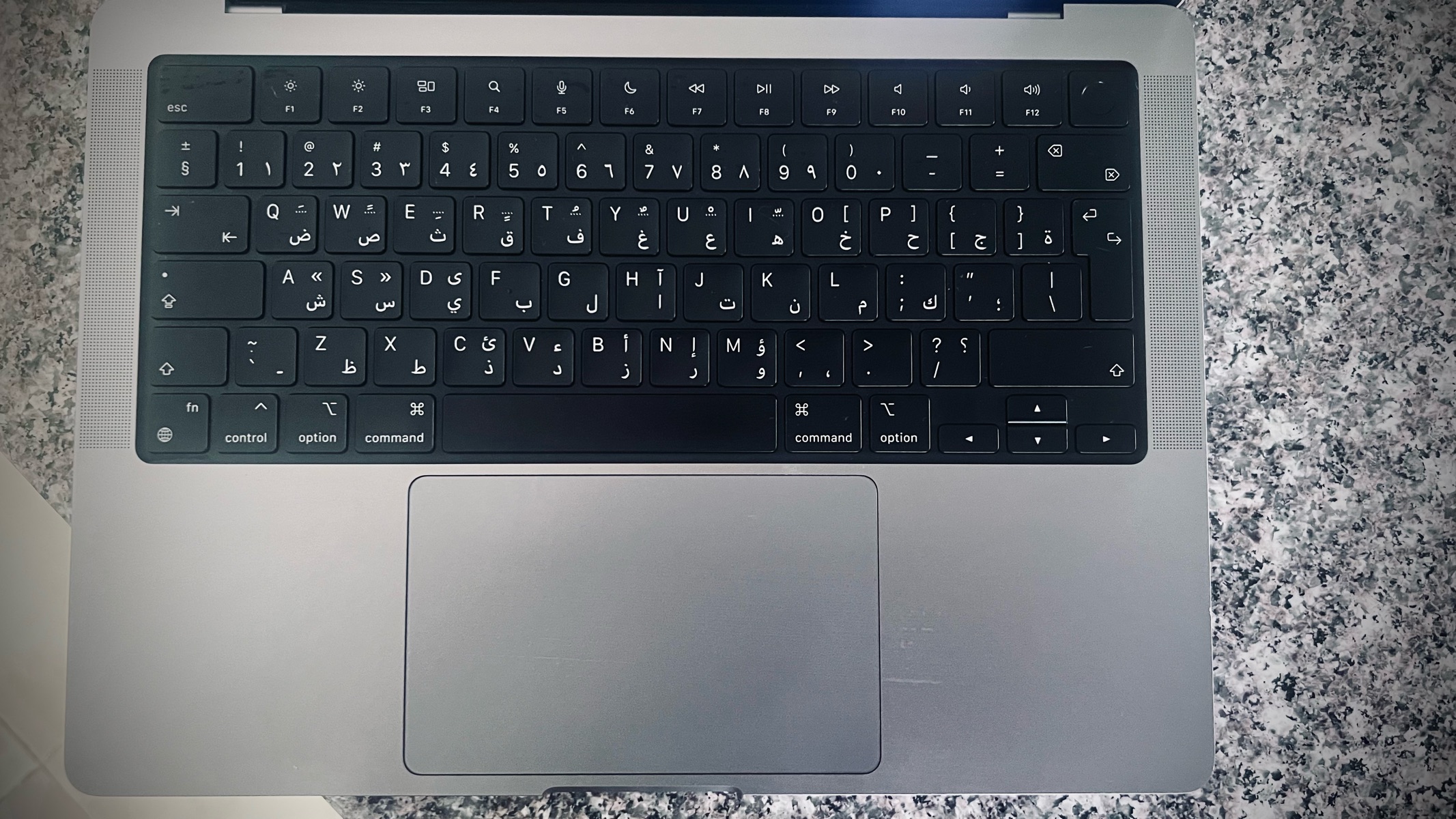 MacBook Pro - Image 7