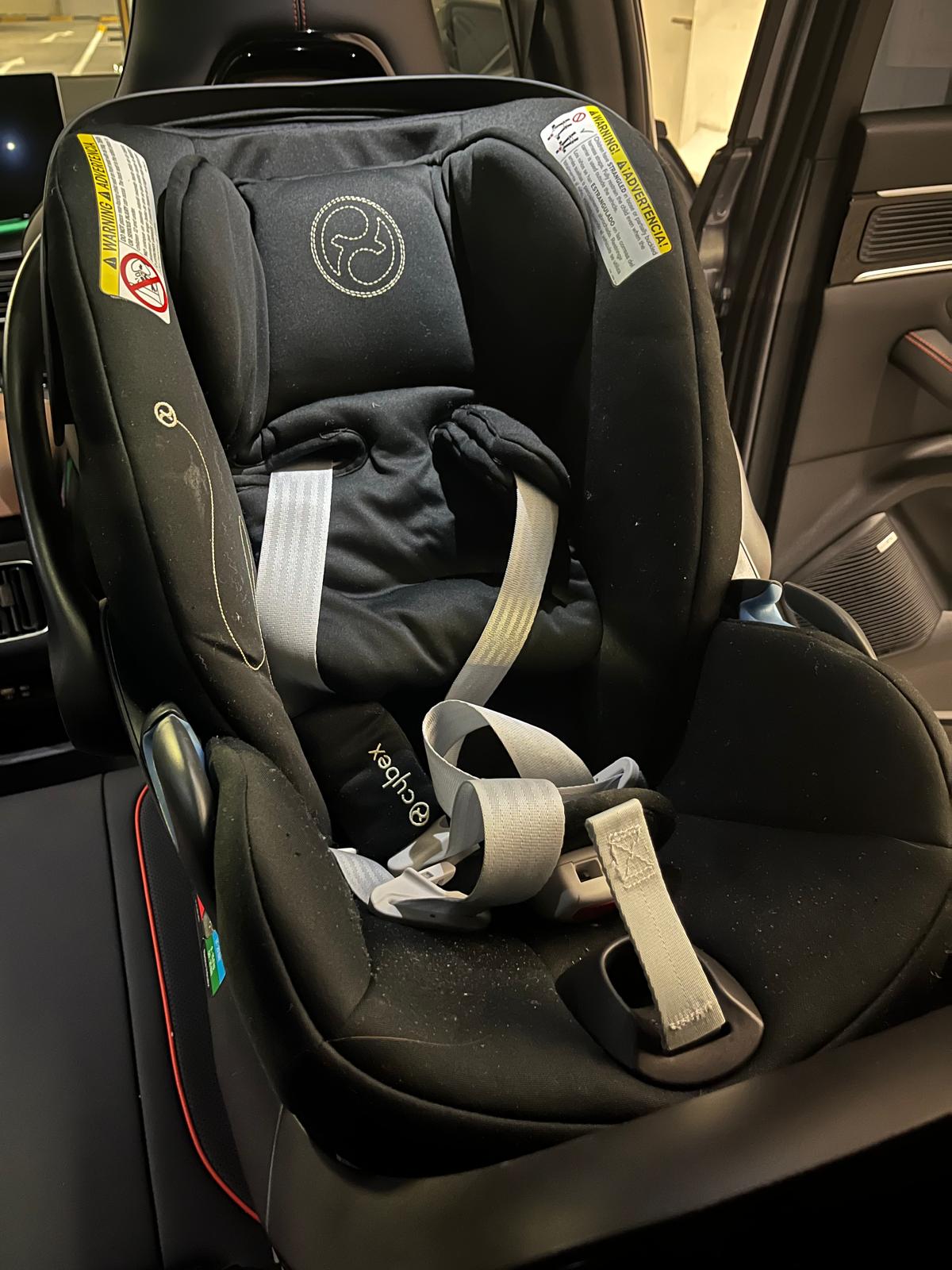 Cybex Cloud G Car Seat with SensorSafe and Load Leg Base, MoonBlack - Image 3