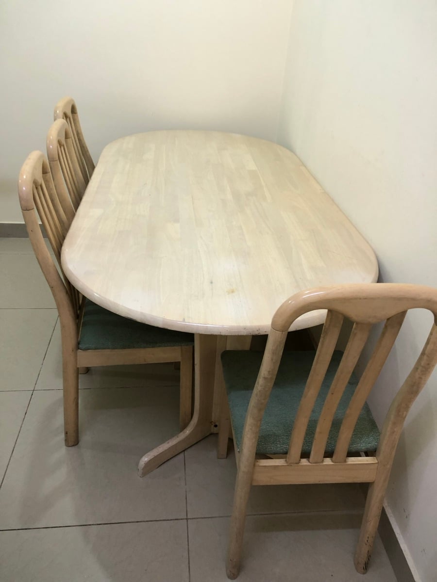 Dining table and 4 chairs - Image 2