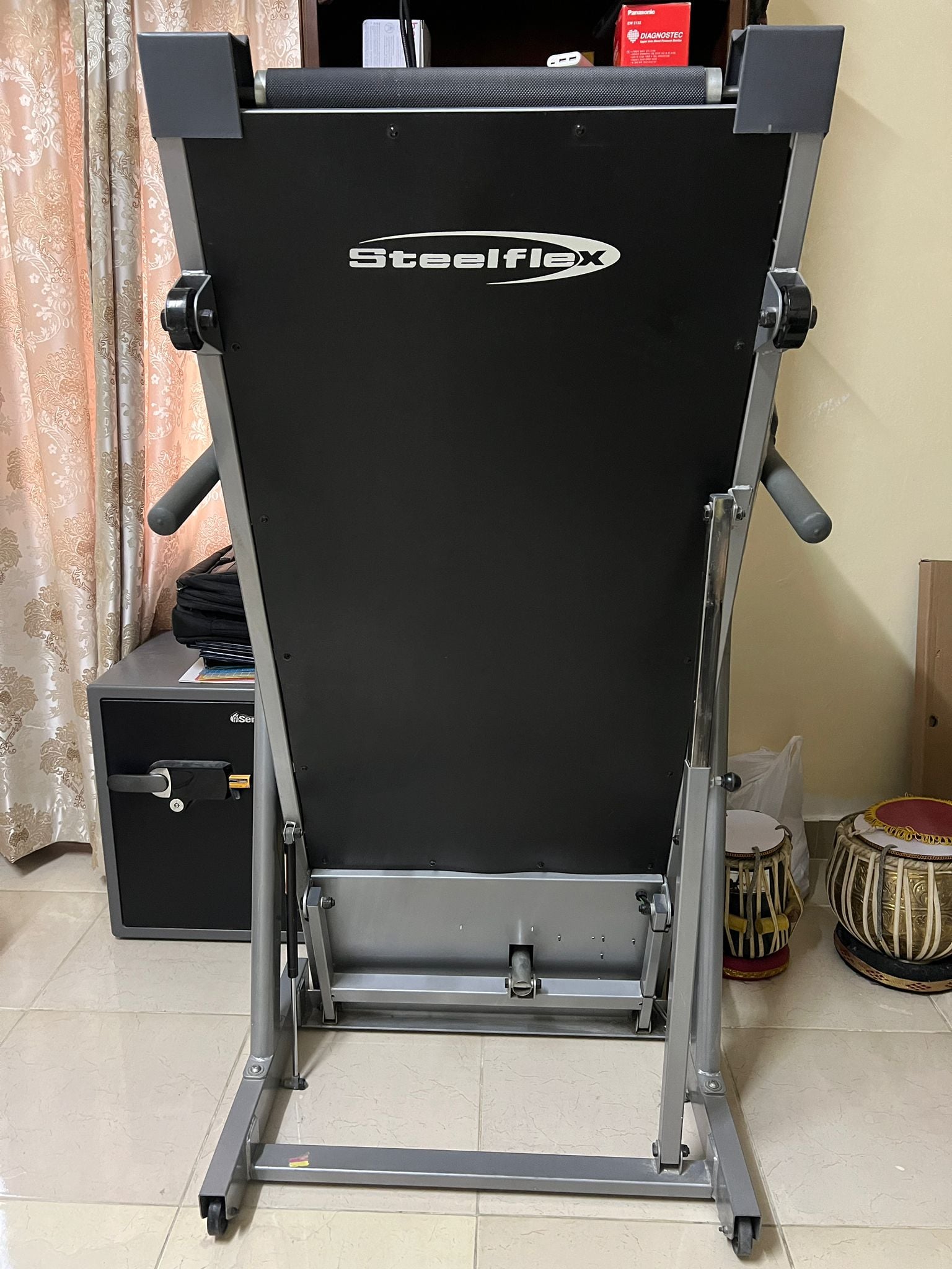 Steelflex XT3300 Treadmill - Image 8
