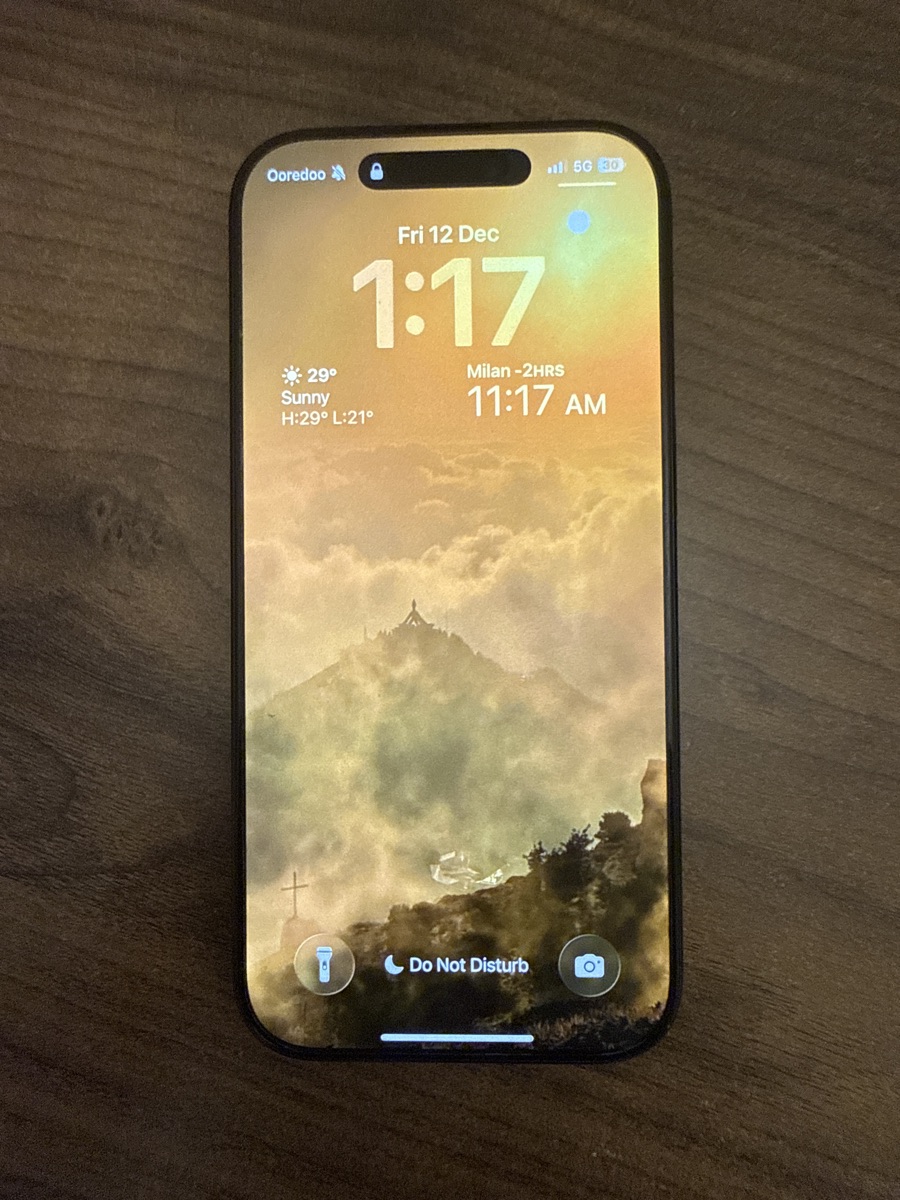 Iphon 16 pro - Image 2