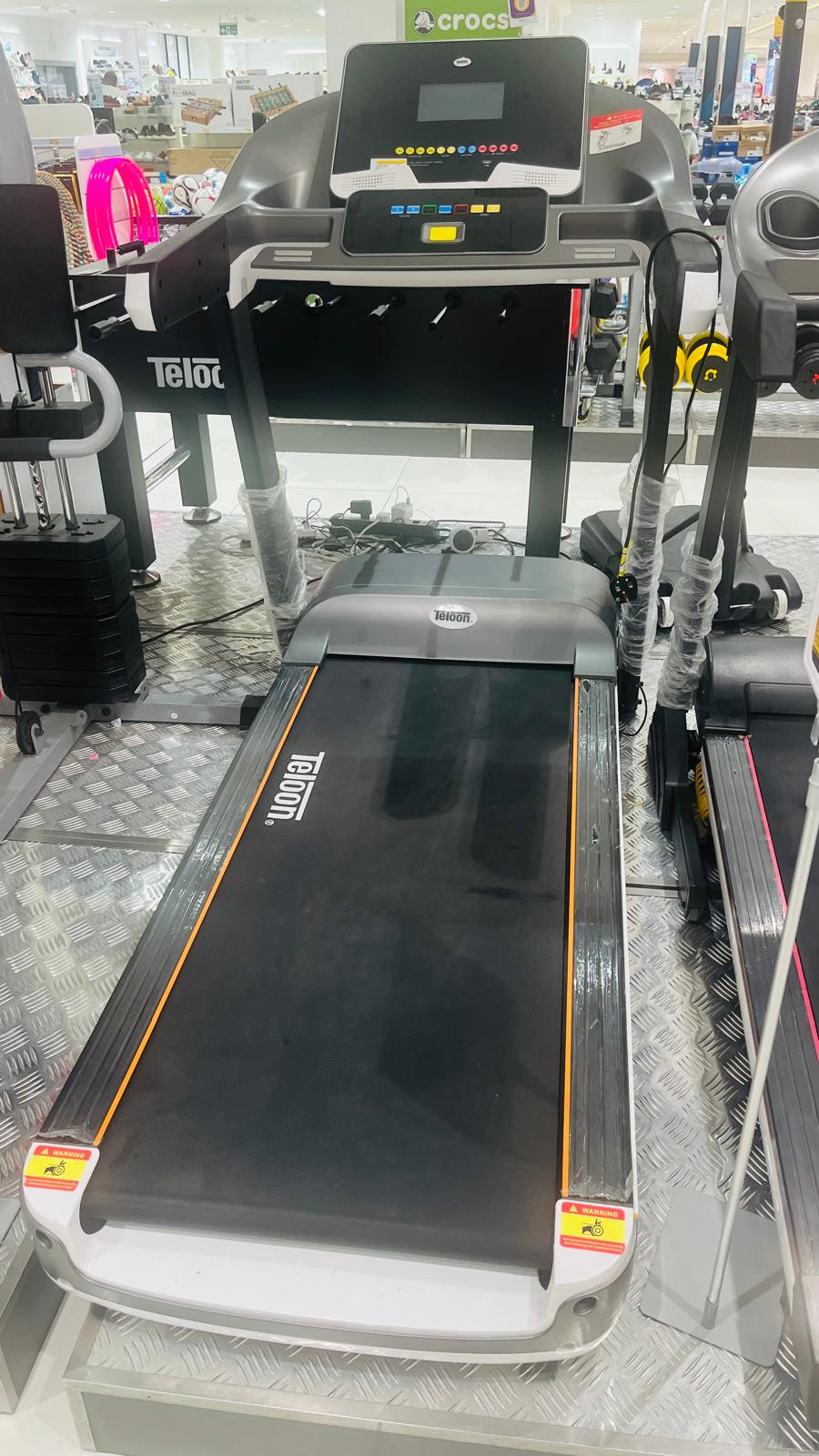 Treadmill for Sale - Almost New and Heavy - Image 7
