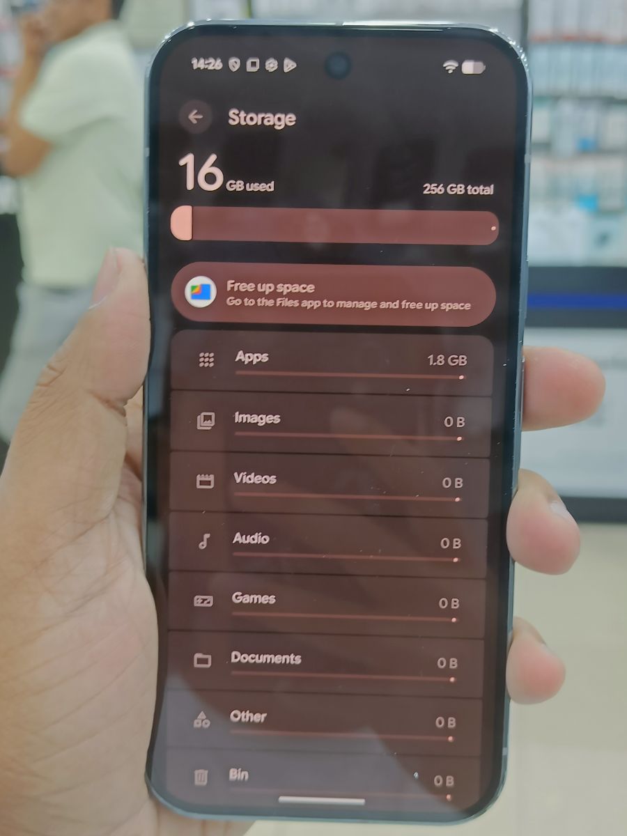 Google pixel 9 pro - Image 6