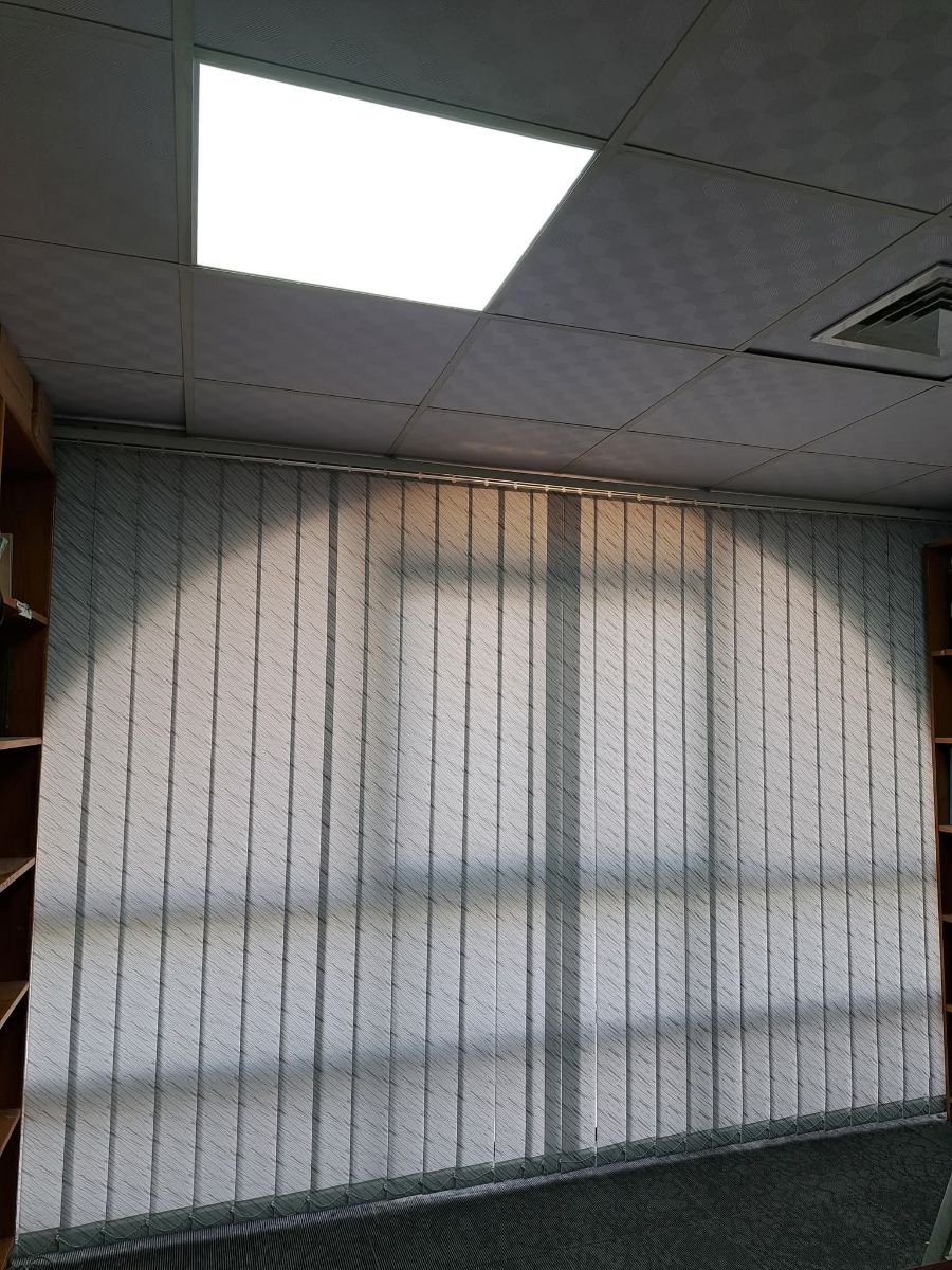 Curtain and sofa carpet - Image 18