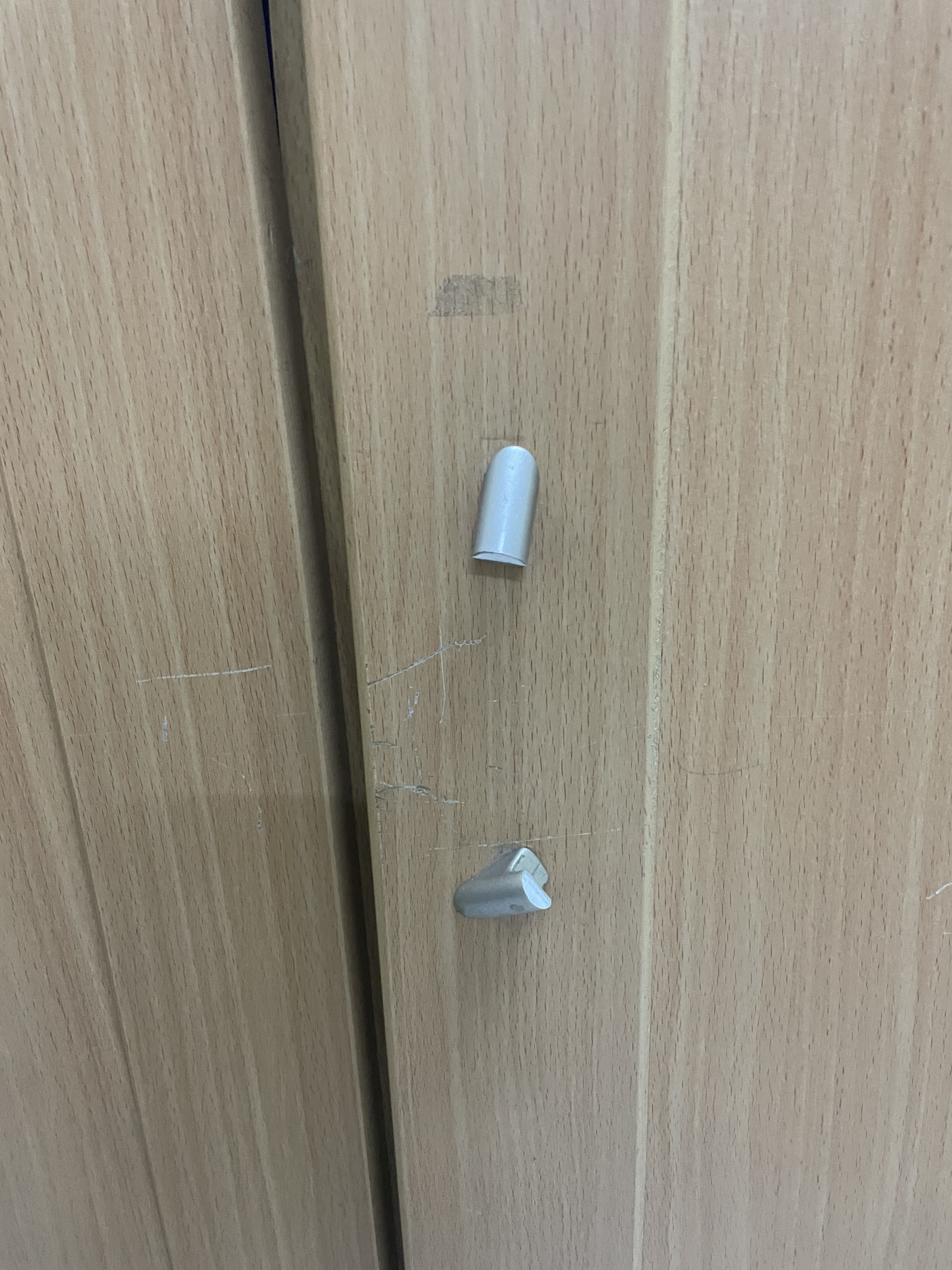 Free 4 door wardrobe  - Image 3