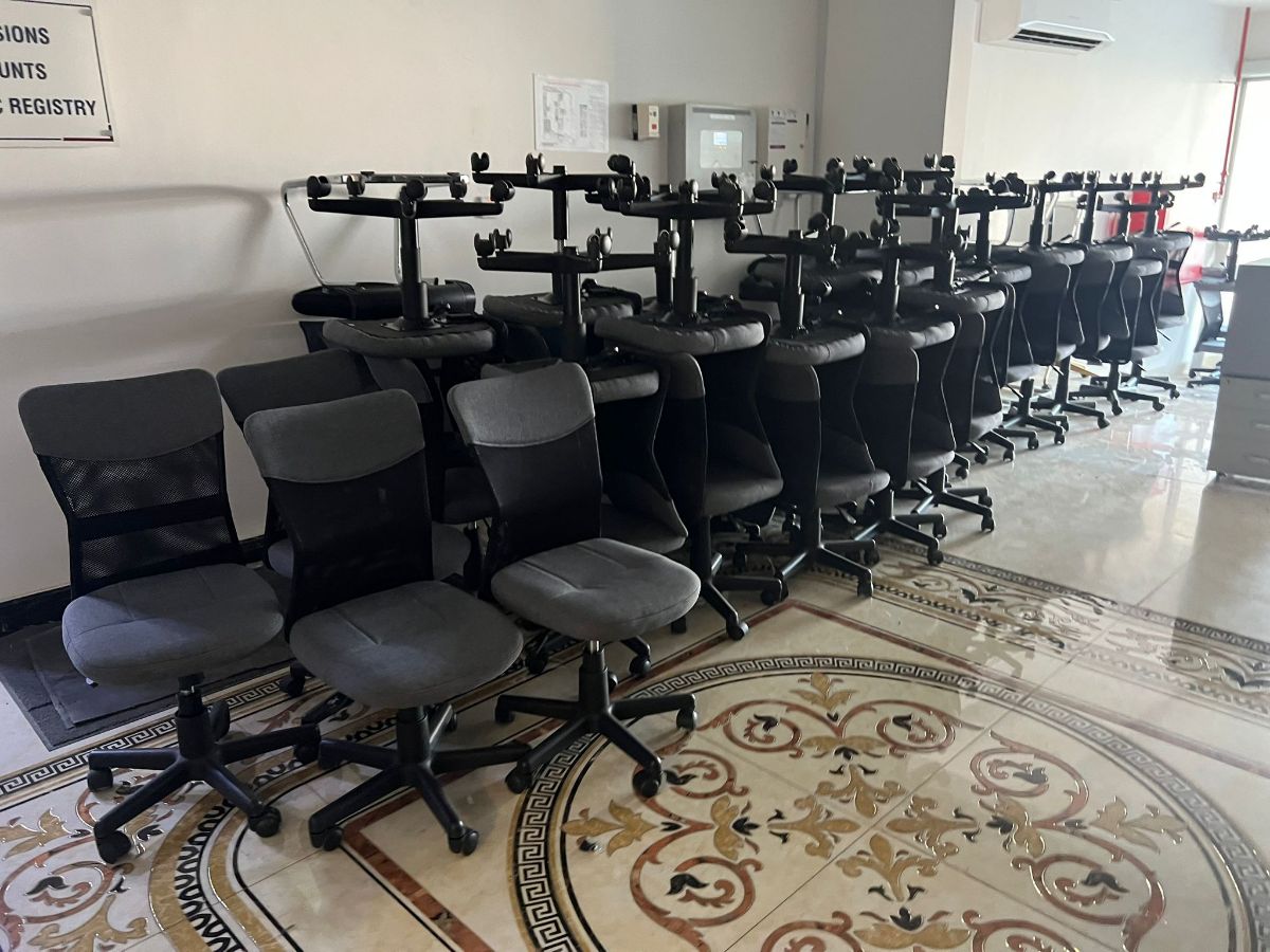 Used office furniture buy and sell in qater - Image 11
