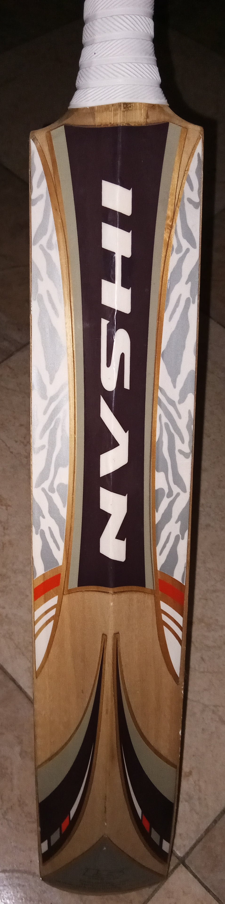 Cricket bat IHSAN Original hard ball. - Image 1
