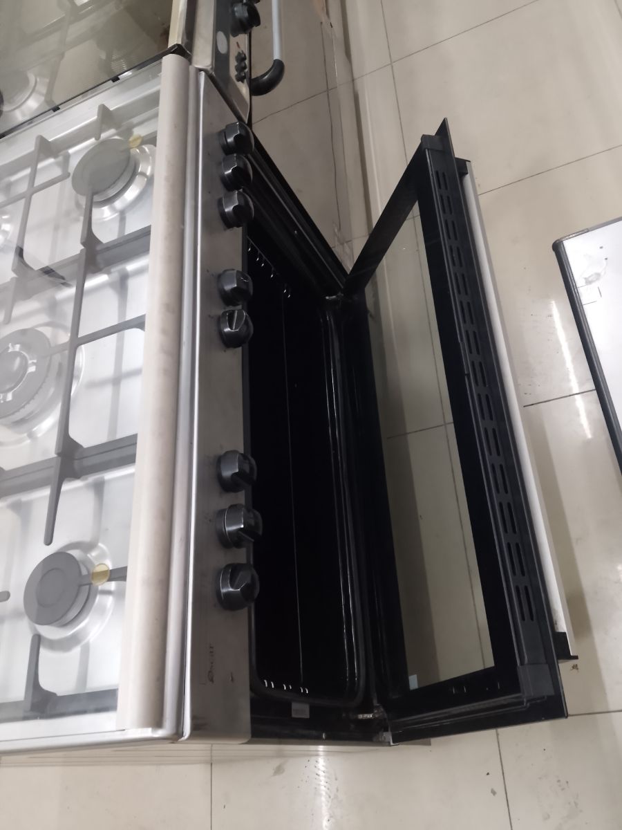 Up gas down electric stove for sale 90*60 - Image 3