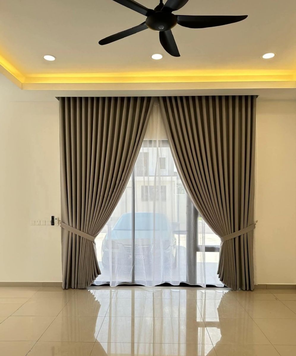 New model curtains selling and fixing available - Image 13