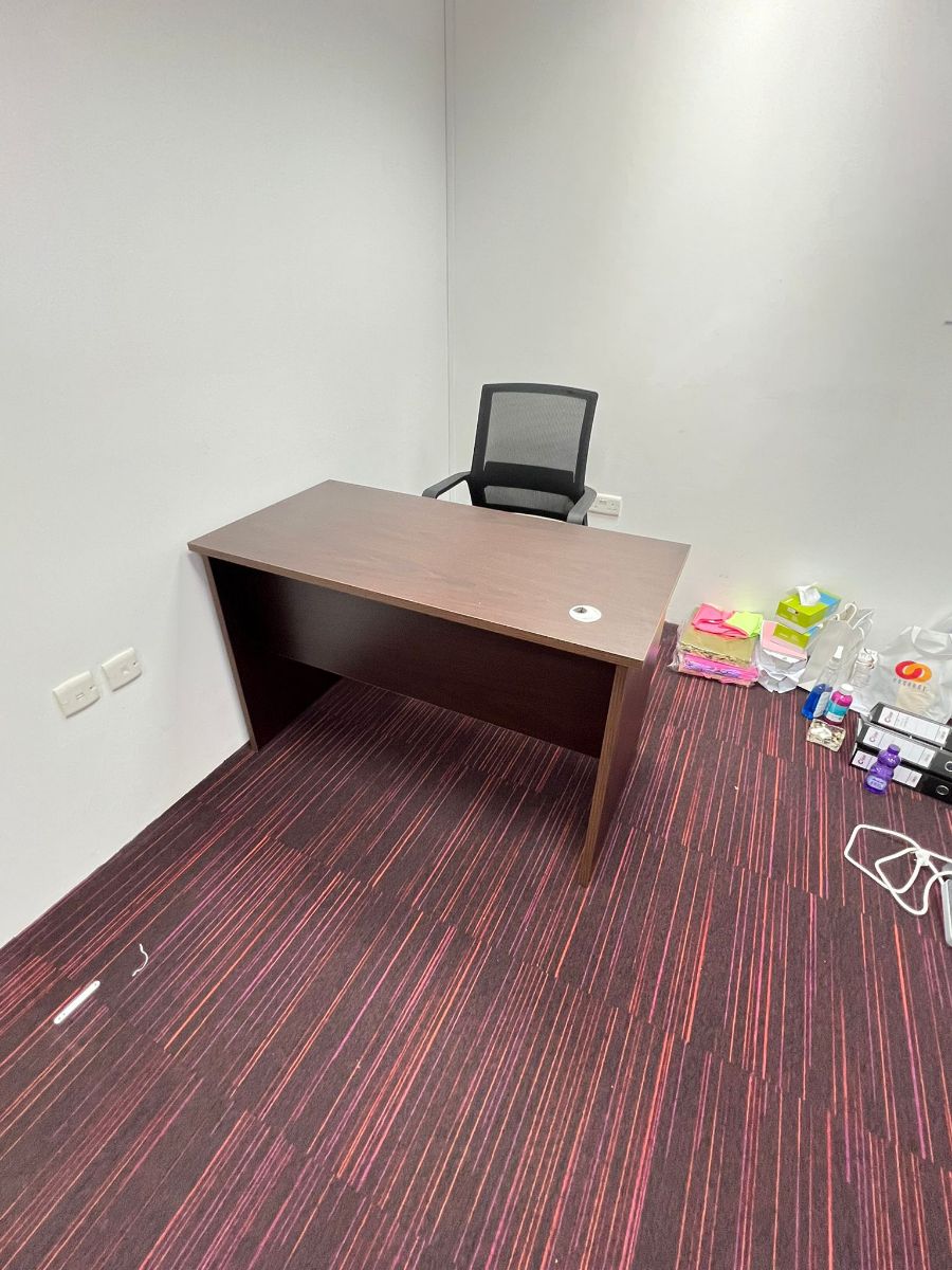 Used office furniture buy sell 33049900 - Image 14