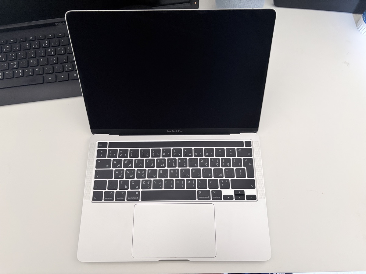 PERFECT! 13-inch MacBook Pro (2020), 1TB, i5, 16GB, 188 battery cycles - Image 5