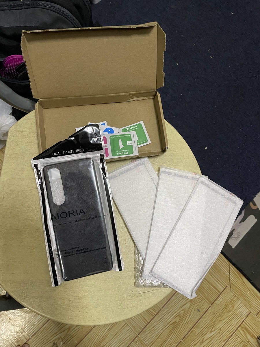 Sony Xperia 1 mark 4 case and screen protector (3 piece) - Image 1