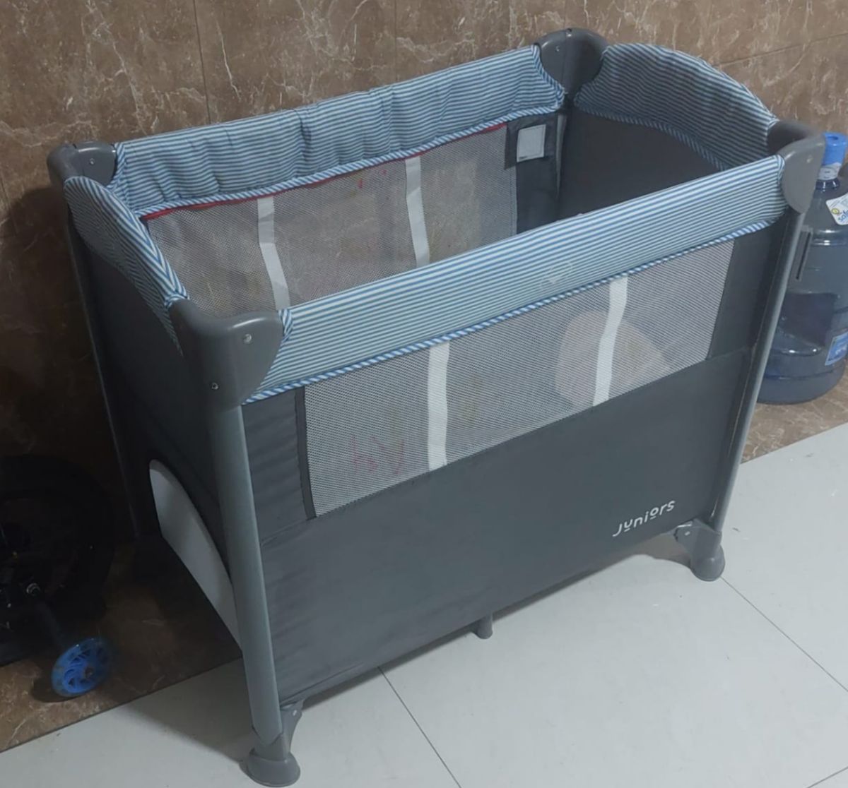 Moving out 5 Baby items available ( jumper,bouncer,bed bassket, carry cot) - Image 2