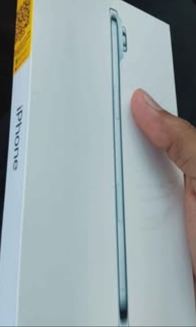 Iphone 17 air brand new - Image 4