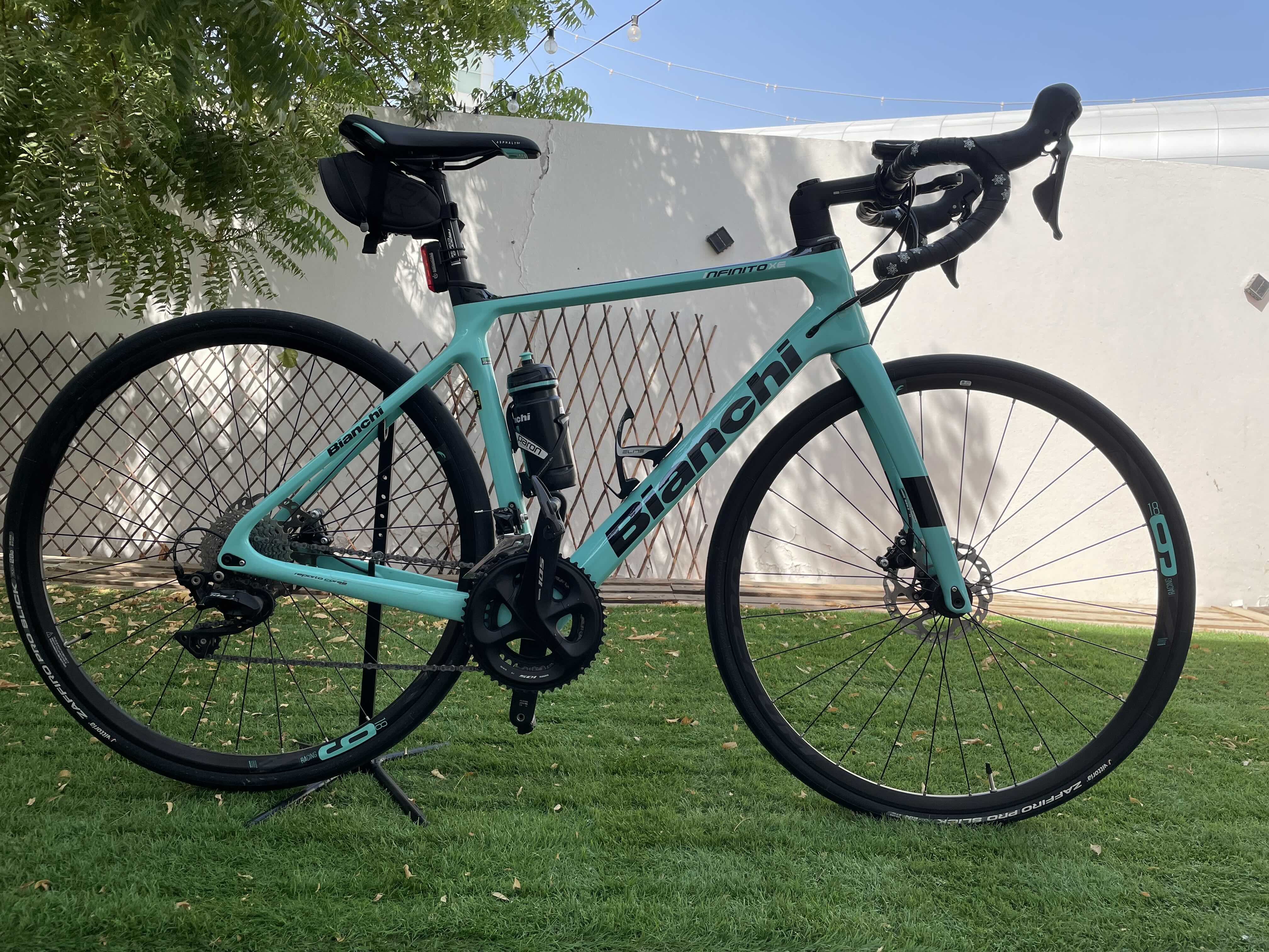 Bianchi Infinito Xe - Shimano 105 Disc - Size 53 - Image 4