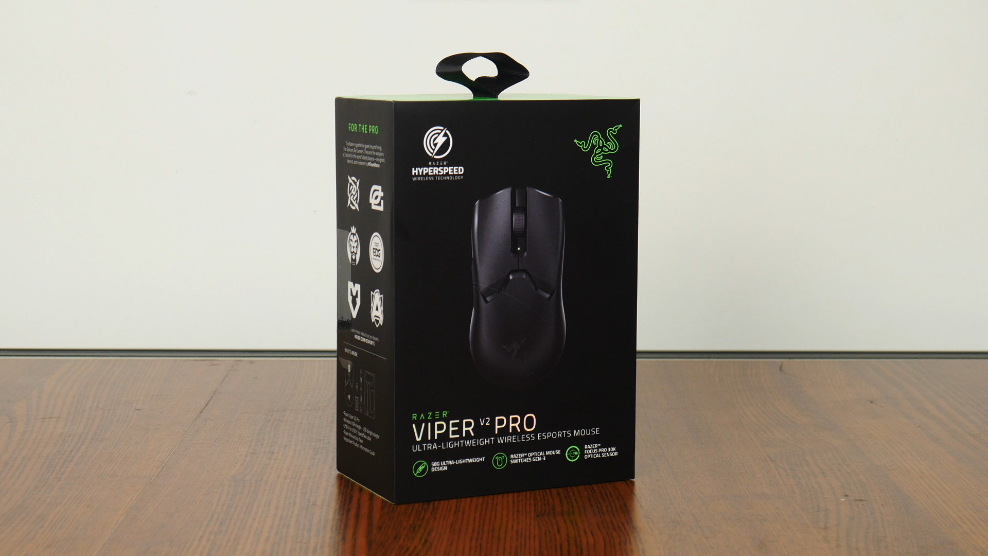 Razer Viper V2 Pro Hyperspeed Wireless Gaming Mouse - Image 3