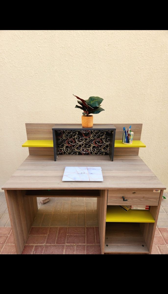 (URGENT SALE) Study table / computer table - Image 1