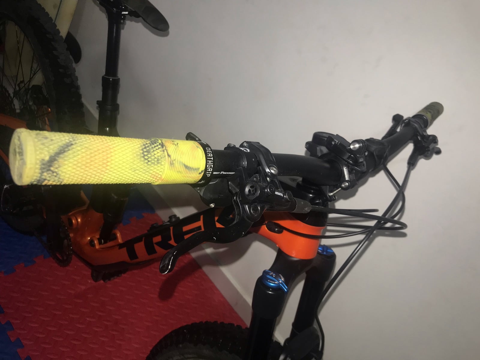 Trek Fuel EX 9.8 2020 Carbon Enduro/Trail - Image 3