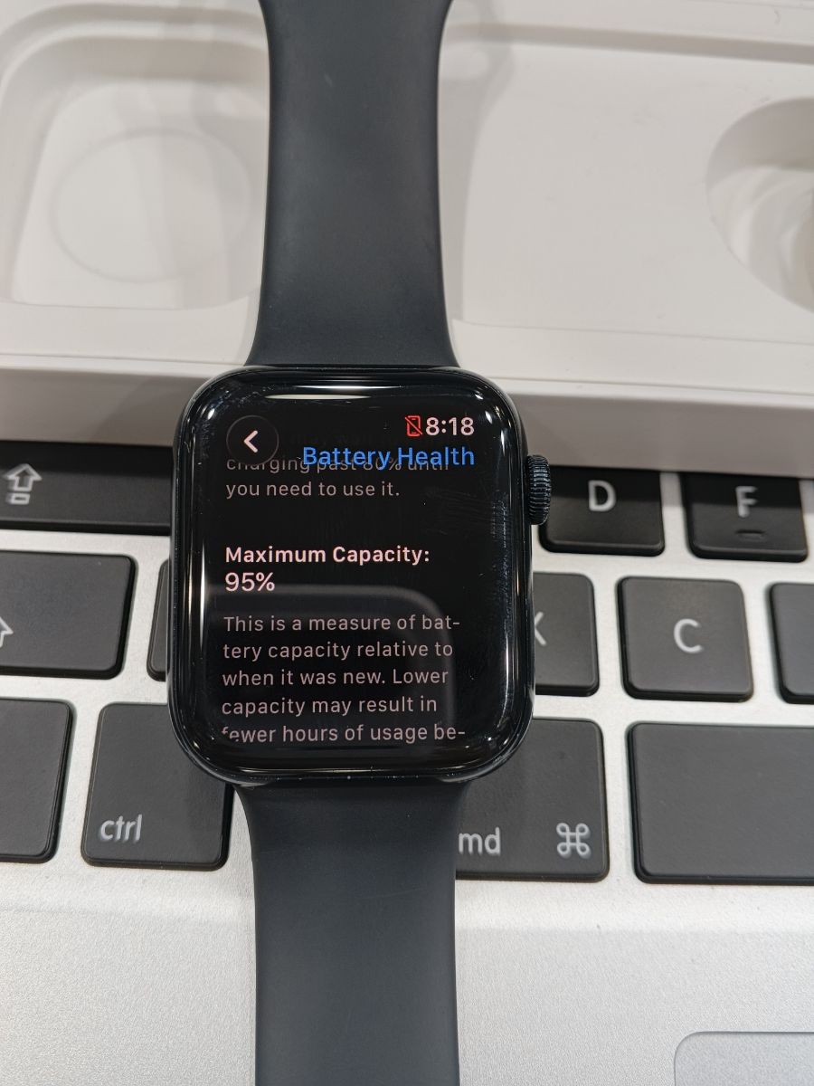 Apple watch Se 2 black - Image 3