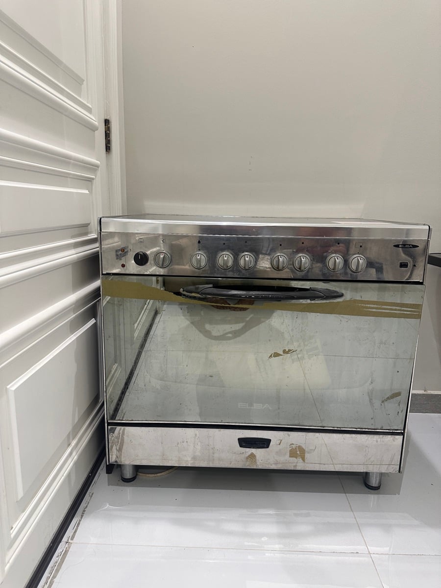 Cooking Range for Sale - Image 1