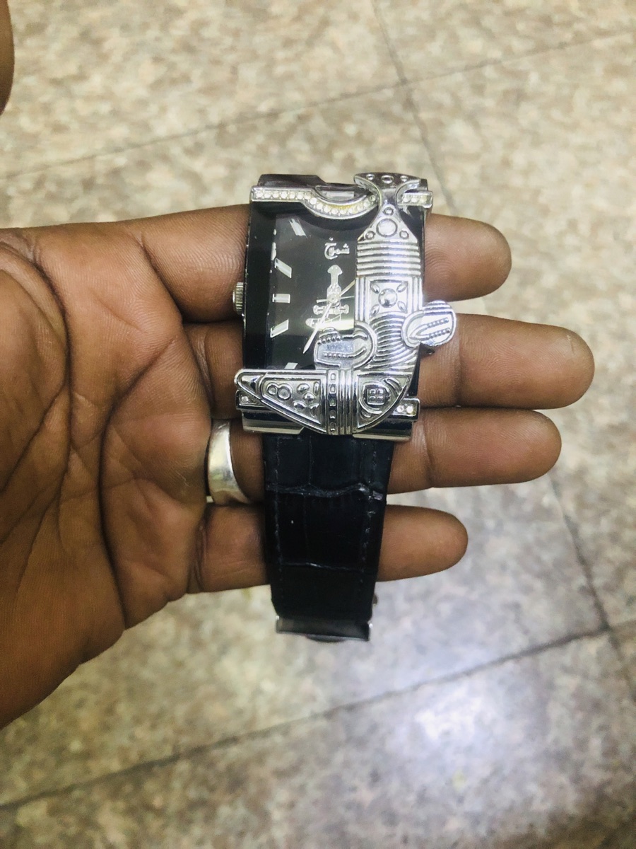 Watch - Image 3