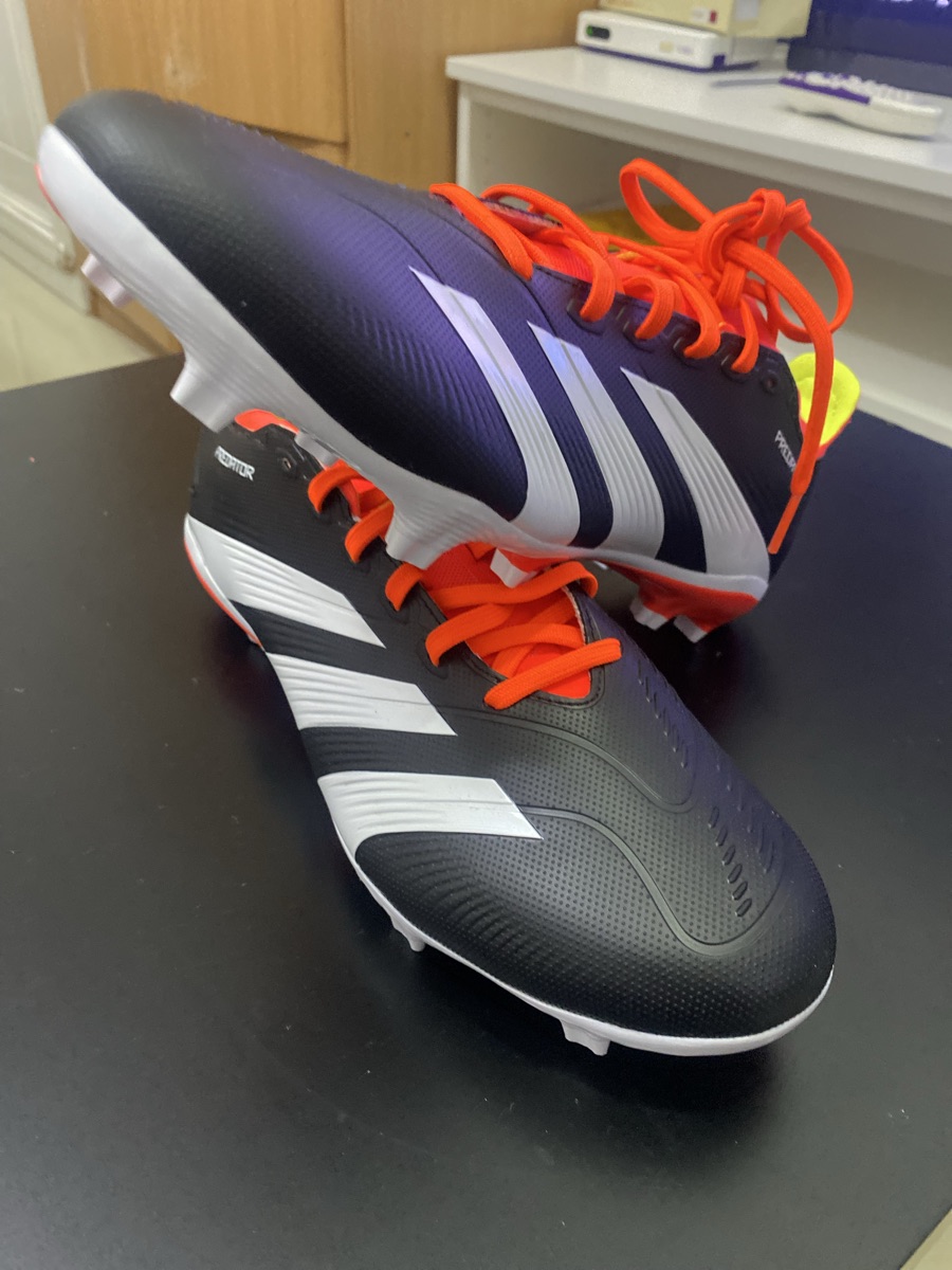 للبيع استارز اديداس اصلى جديد تلبيس 44و45  For sale: Brand new, original Adidas Stars, sizes 45.44 - Image 8