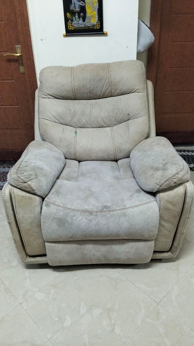 Homecentre Rocking leather recliner - Image 4