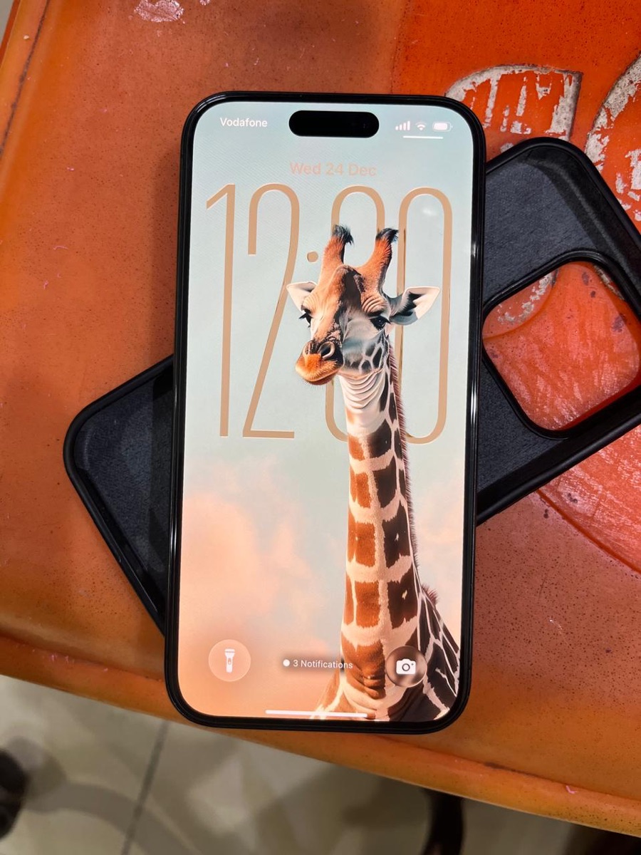 iPhone 15 pro 128gb - Image 3
