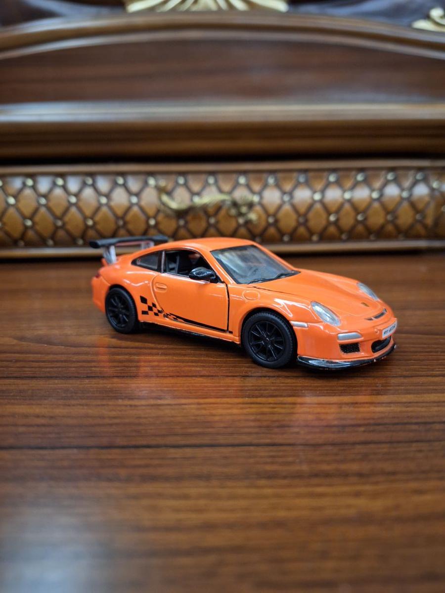 Porsche 911 gtr - Image 3