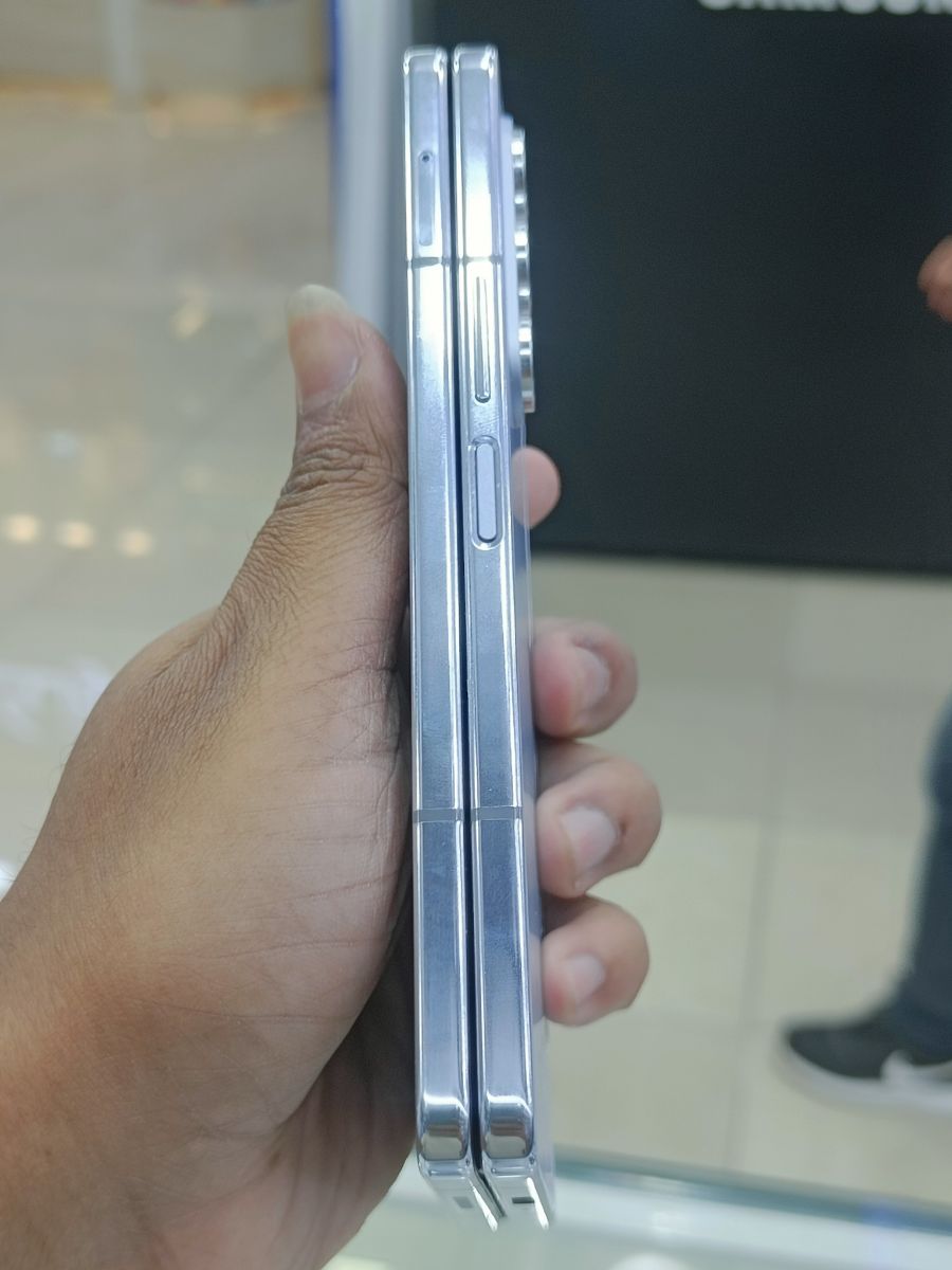 Samsung Galaxy Z Fold 5 - Image 4