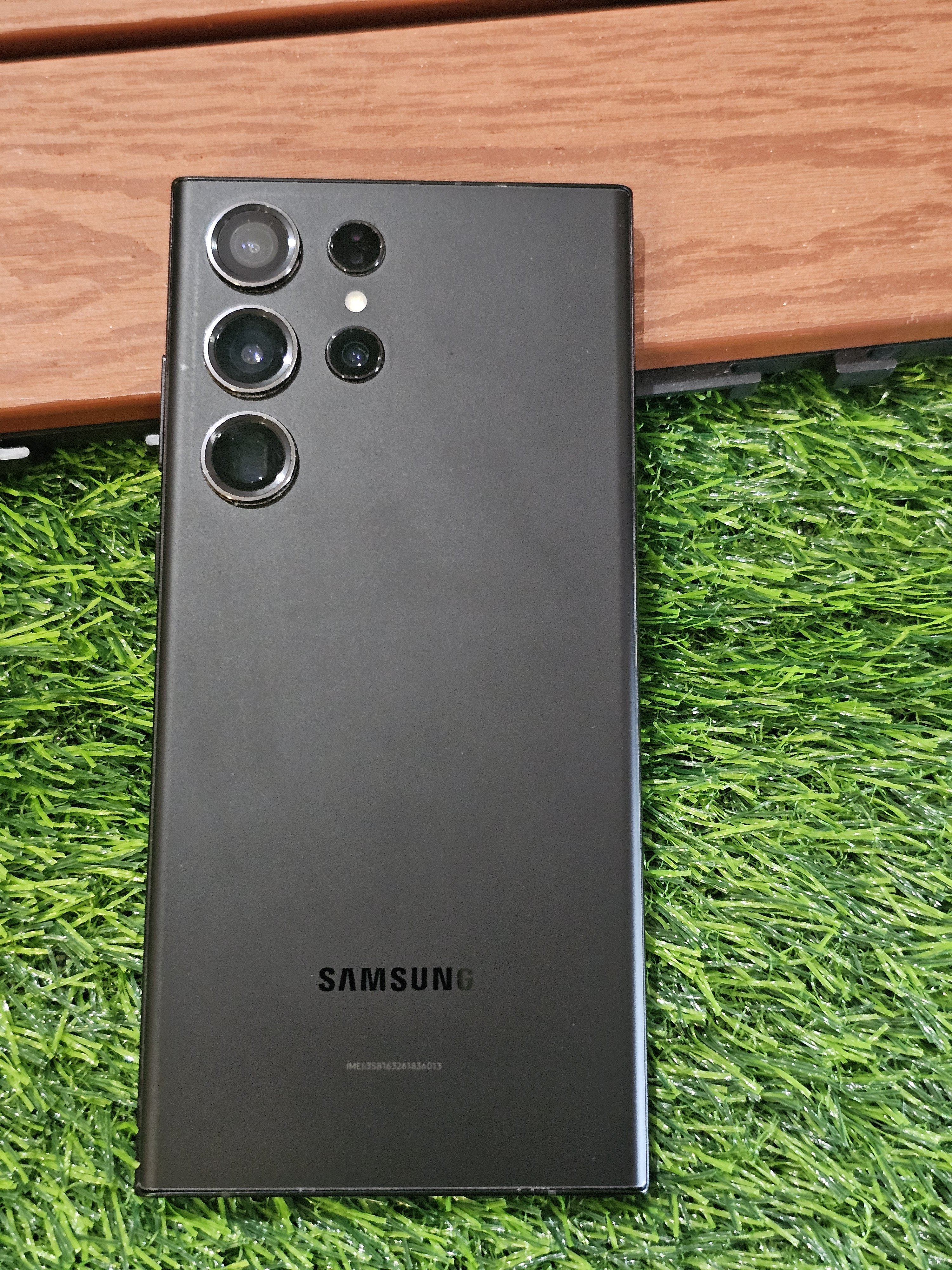 Samsung Galaxy S23 Ultra 5G 256GB - Image 1