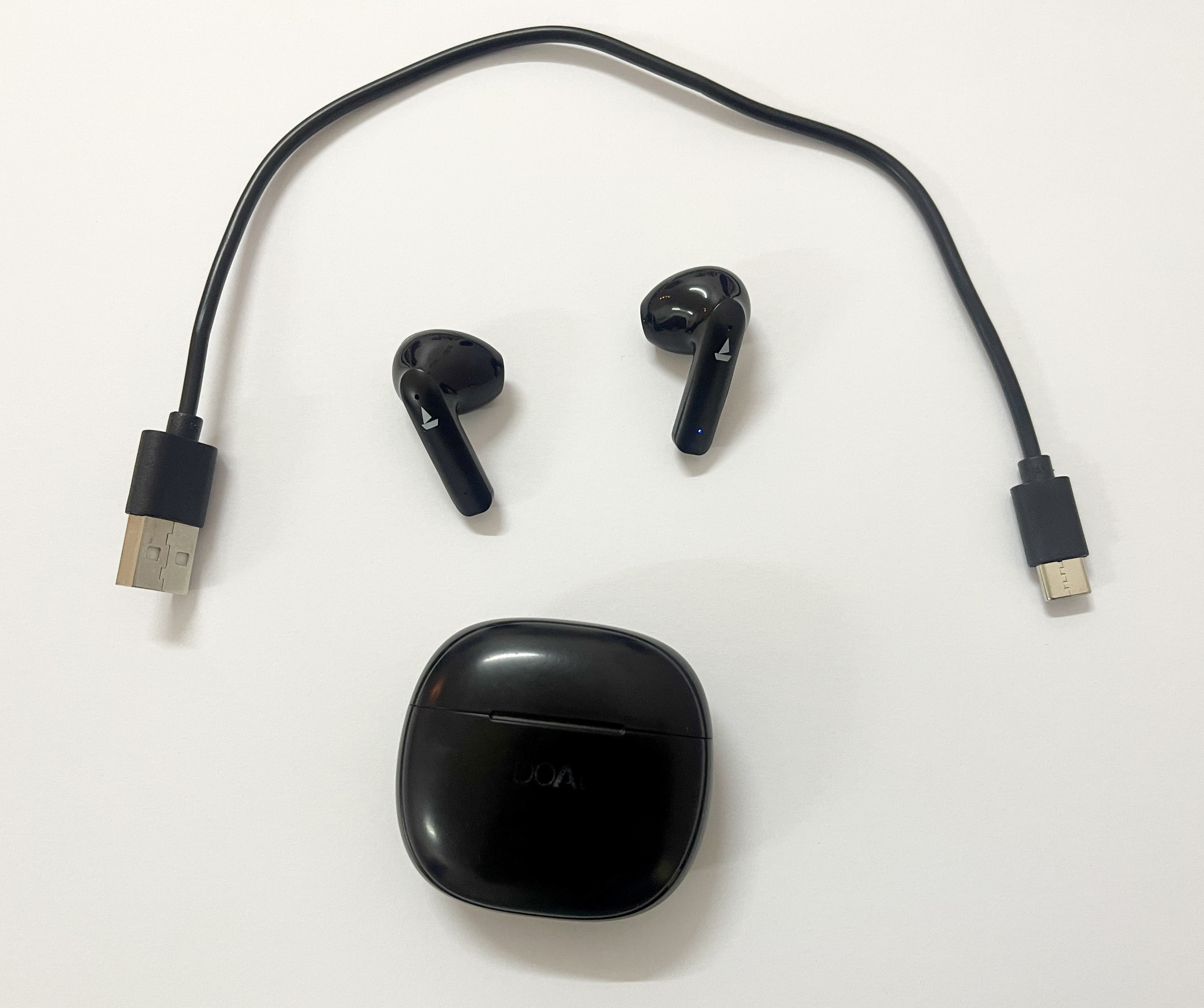 Boat Earbuds for Sale - Image 1