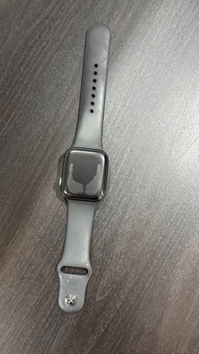 Apple Watch Series 5 - Image 2