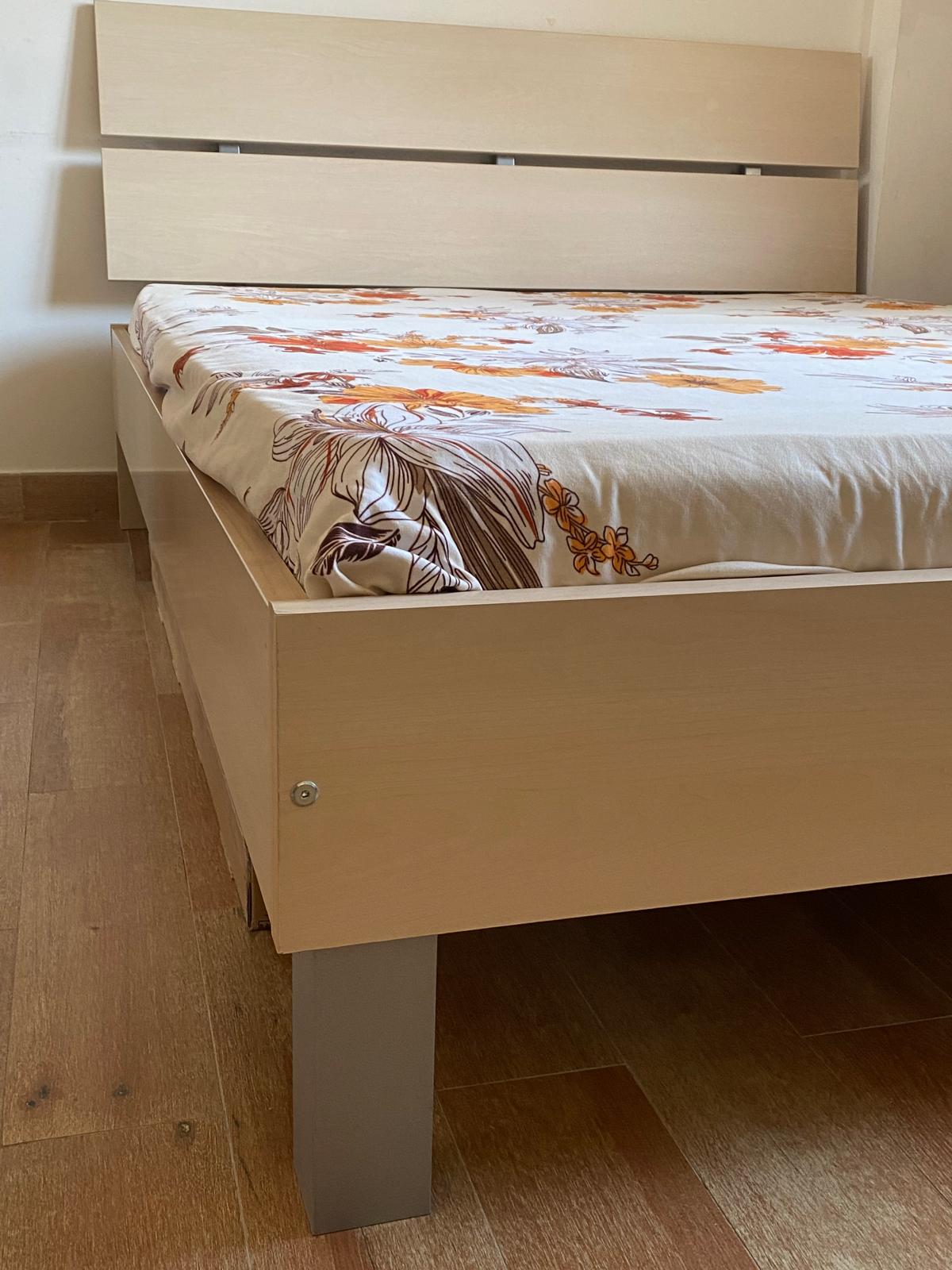 SELL BED (SIZE 75 INCH * 60 INCH) - Image 4