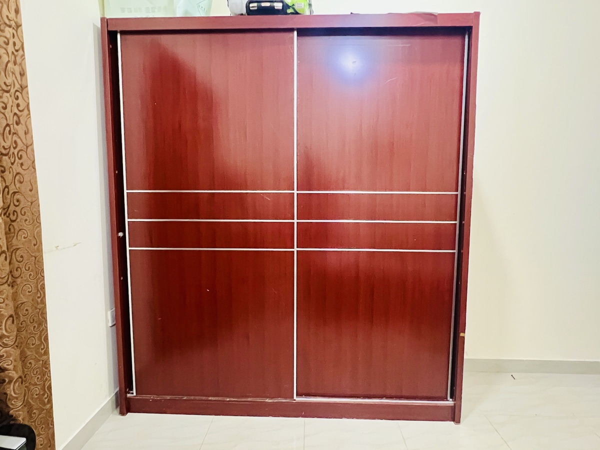 Complete King Size Bedroom Set – Bed, Wardrobe & Dressing Table – Good Condition! - Image 2