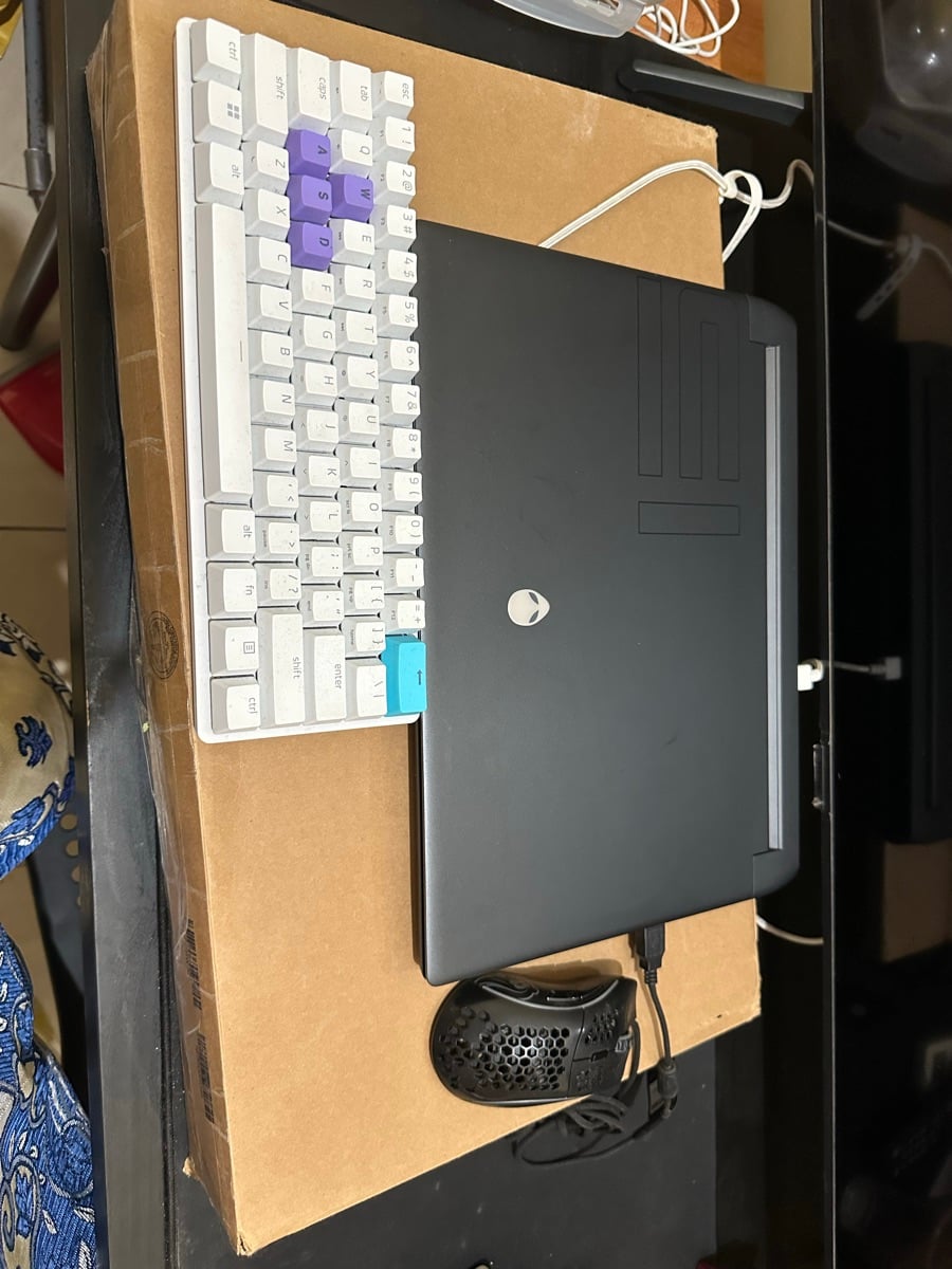 Alienware - Image 1